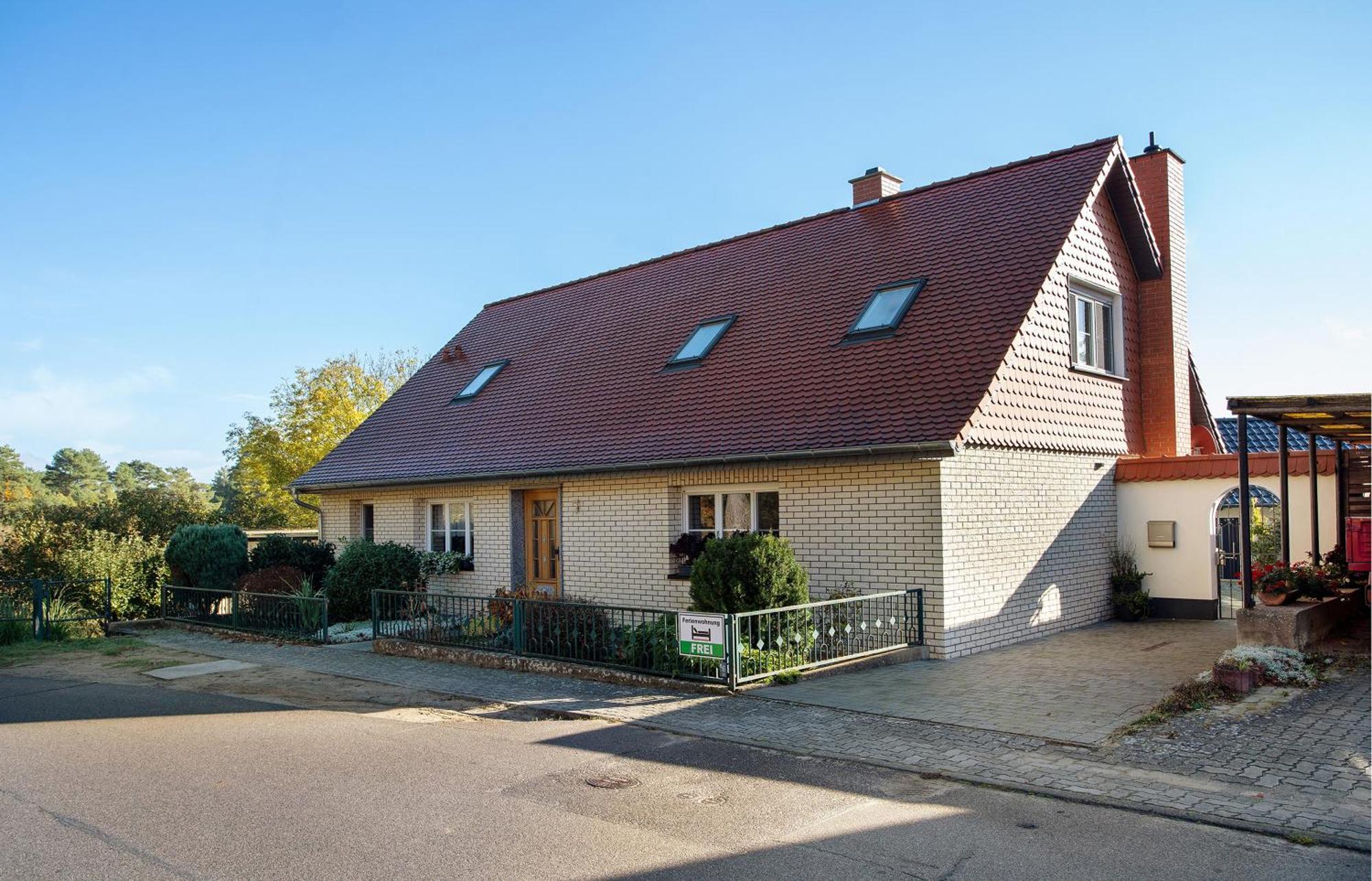 Gemuetliche In Seenaehe Neustrelitz